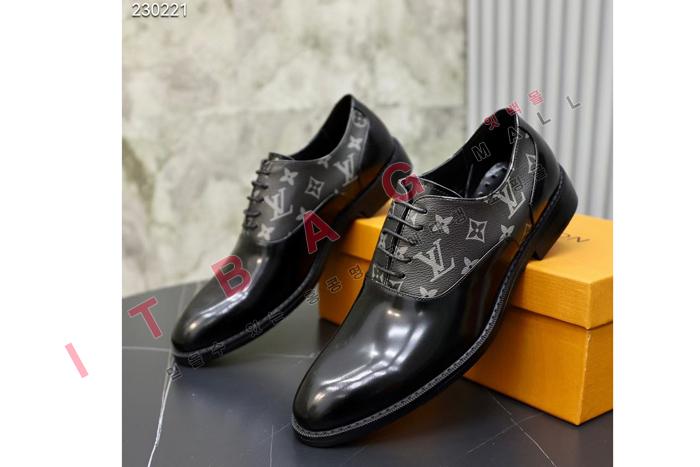 ̺     MYB9143