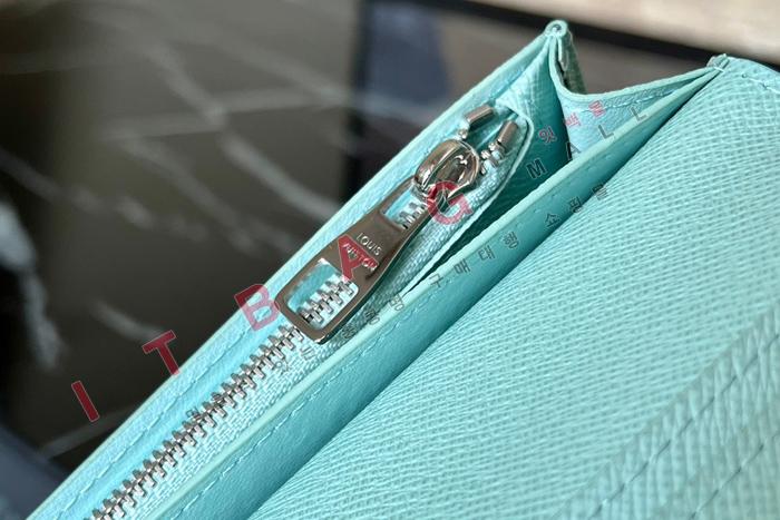 ̺ ¥     M82306