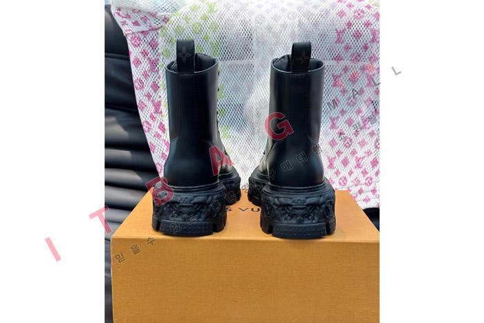̺     SP6223
