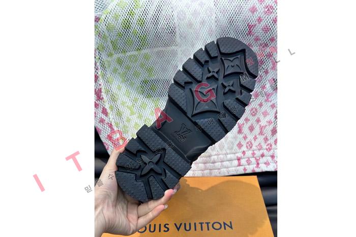 ̺     SP6223