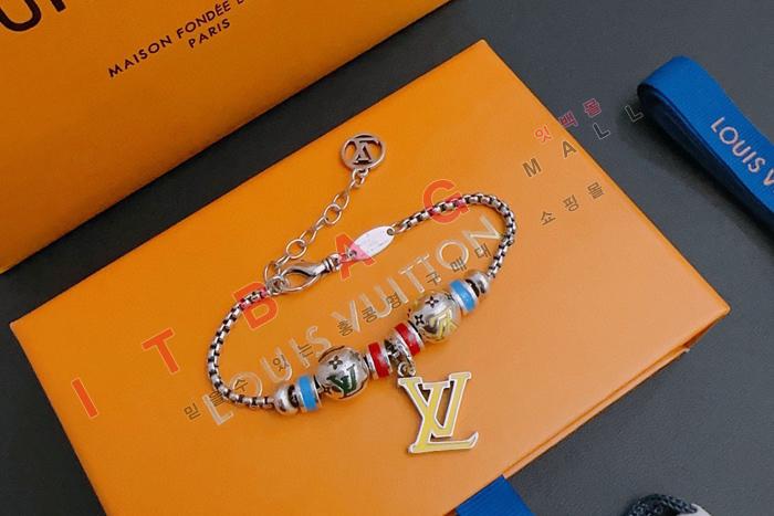 ̺   SY4729