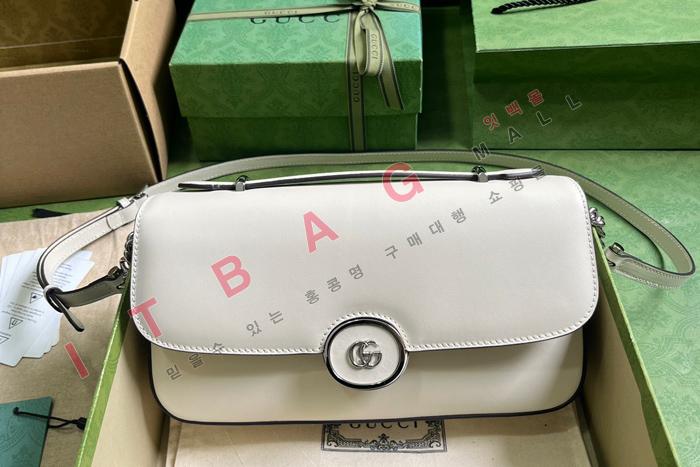  ڶ GG   739721