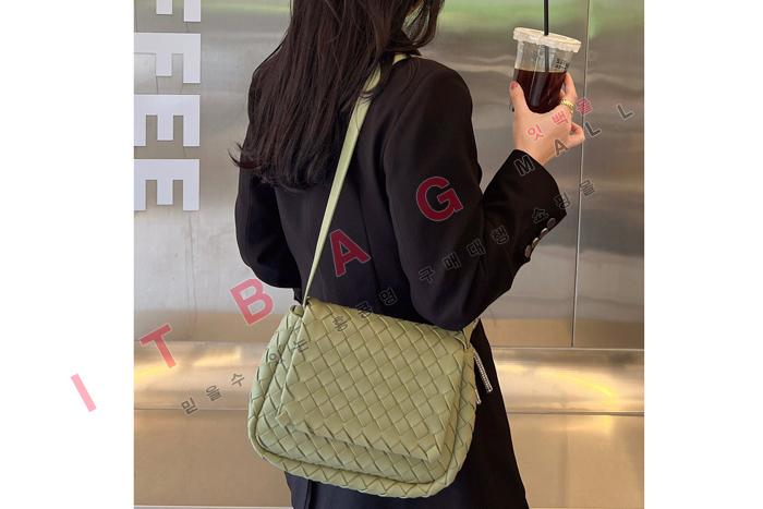 װ  ں ޽  SF09366-3