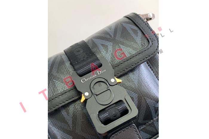  HIT THE ROAD ̴   DR90283-1