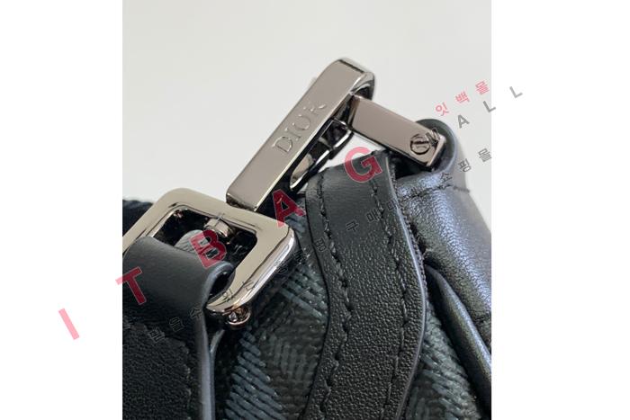  HIT THE ROAD ̴   DR90283-1