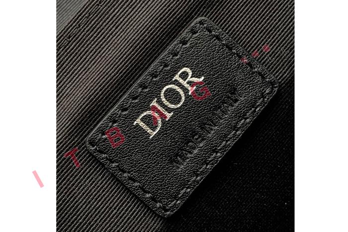  HIT THE ROAD ̴   DR90283-1