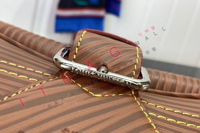 ̺  ޽  M23097-2