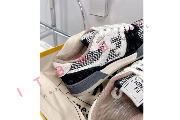 ҵ LP4936   