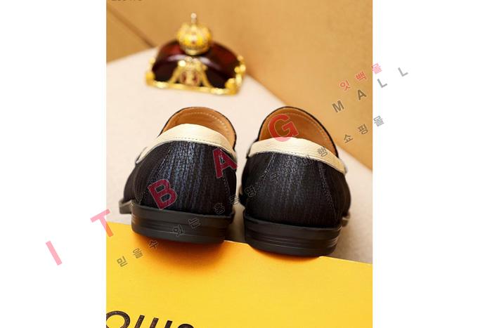 ̺    MYB3712