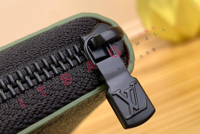 ̺  Ƽ   M82799-1