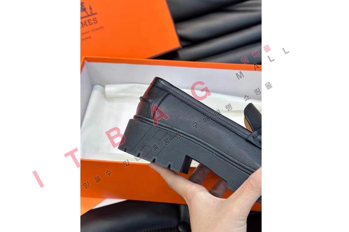 ޽     YF7138-3