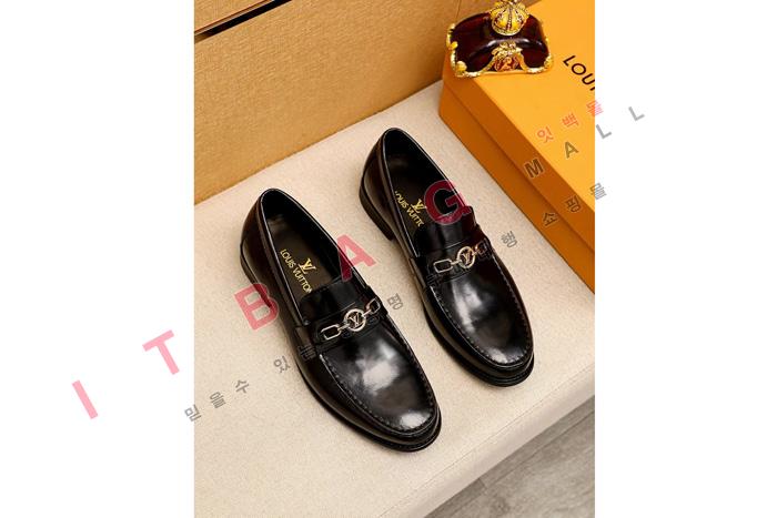 ̺    WY9325