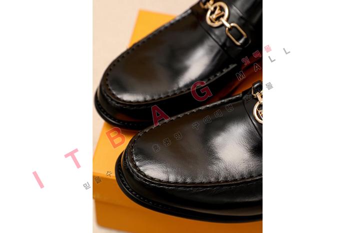 ̺    WY9325