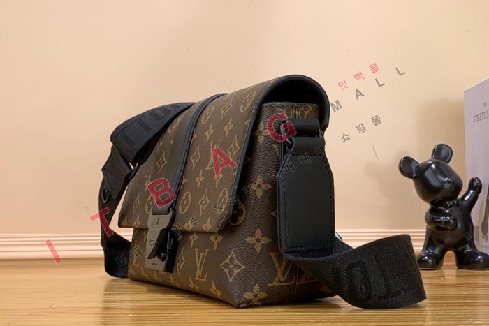 ̺ S- ޽  M46794-1