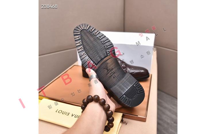 ̺   MYB3671