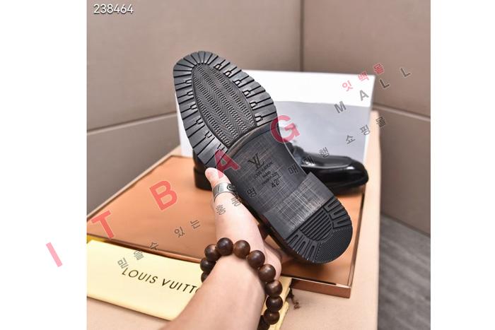 ̺   MYB3675