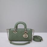   ̵   D-̹ DR90299-4