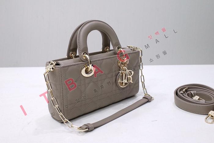   ̵   D-̹ DR90299-3