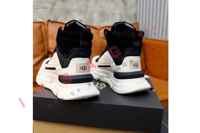 UGG  ž  MYB7610