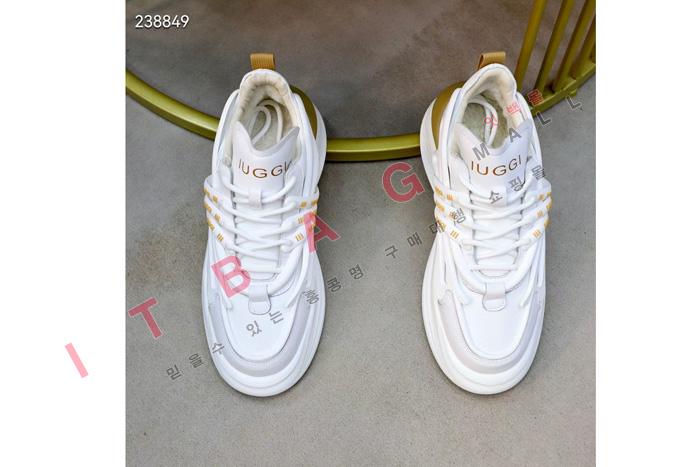UGG  Ŀ  MYB7611