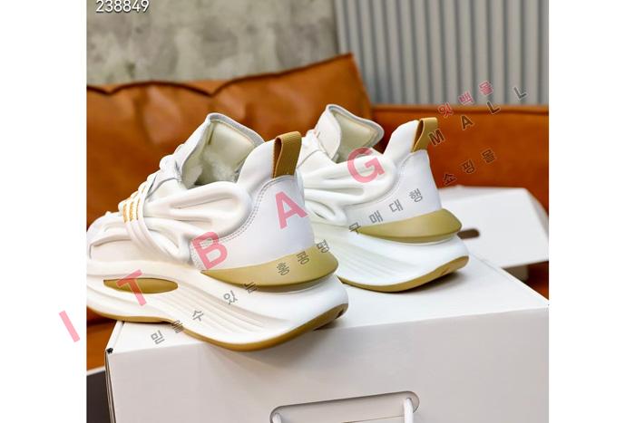 UGG  Ŀ  MYB7611