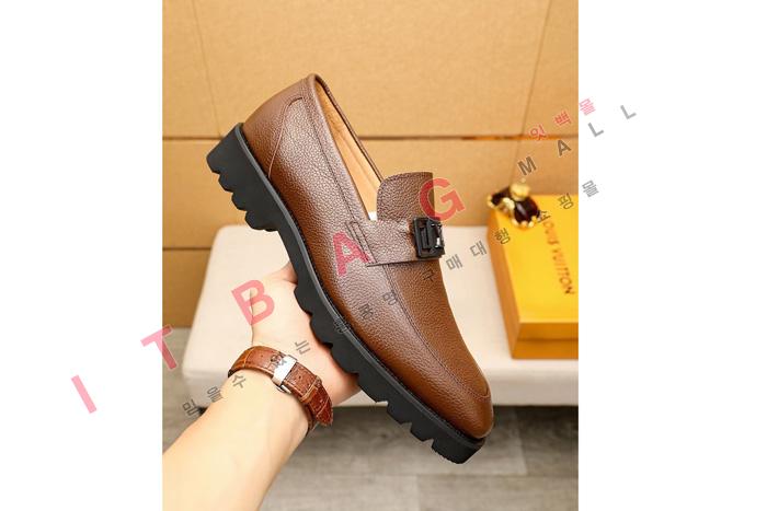 ̺ MYB7624
