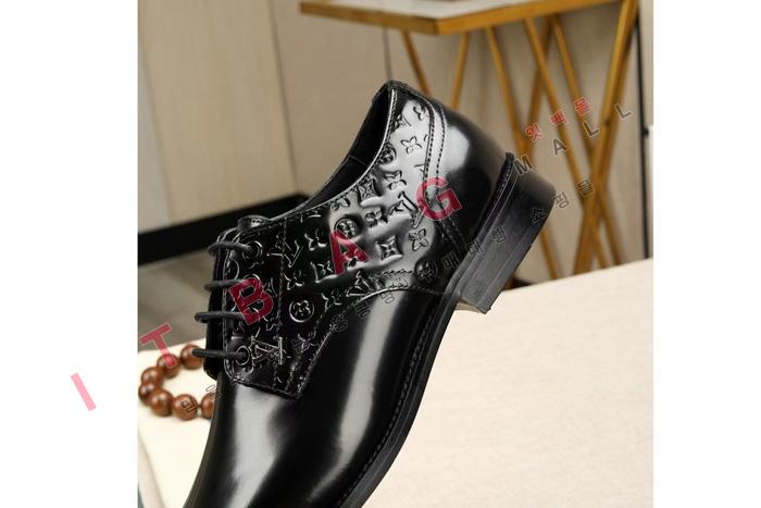 ̺    MYB9033