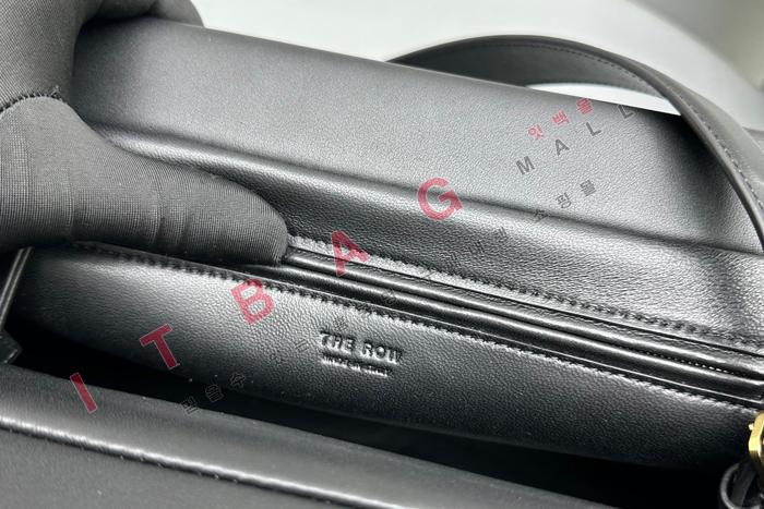  ο  SIENNA    TR7500 (̾)