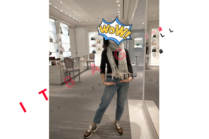  ī ɽù̾    AMY56285