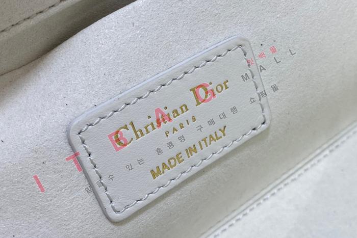  ̵ ̵ D-̹  DR90327