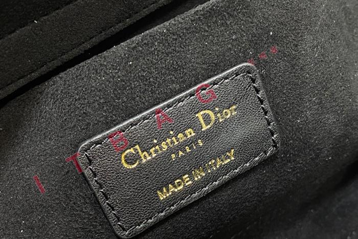  ̵ ̵ D-̹  DR90327-1