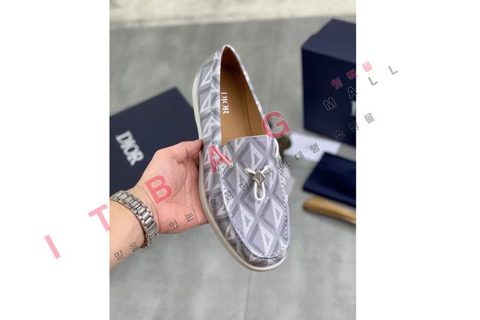  LP4243