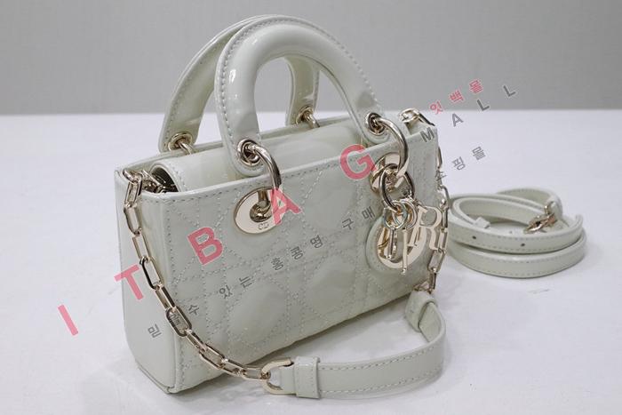 ̵ D- ũι  DR90341-1