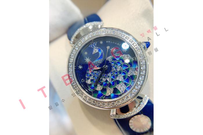 Ұ ٽ     HT6056