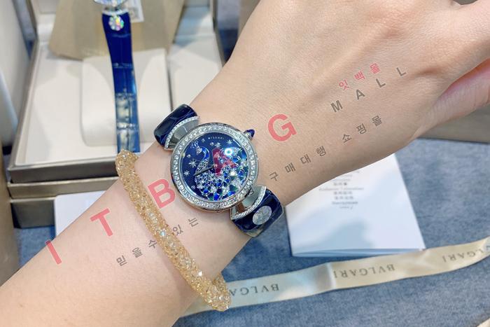 Ұ ٽ     HT6056