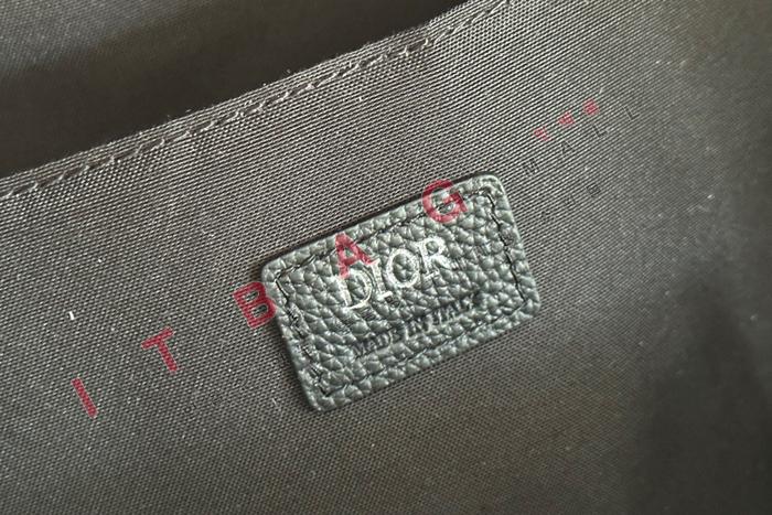  8    DR90215