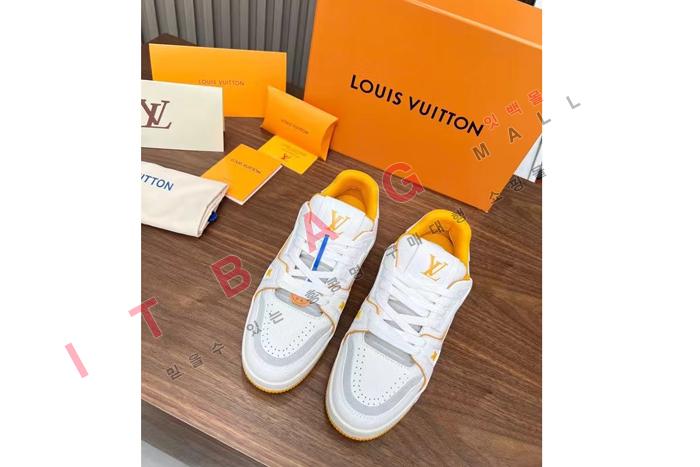 ̺ YF7370    