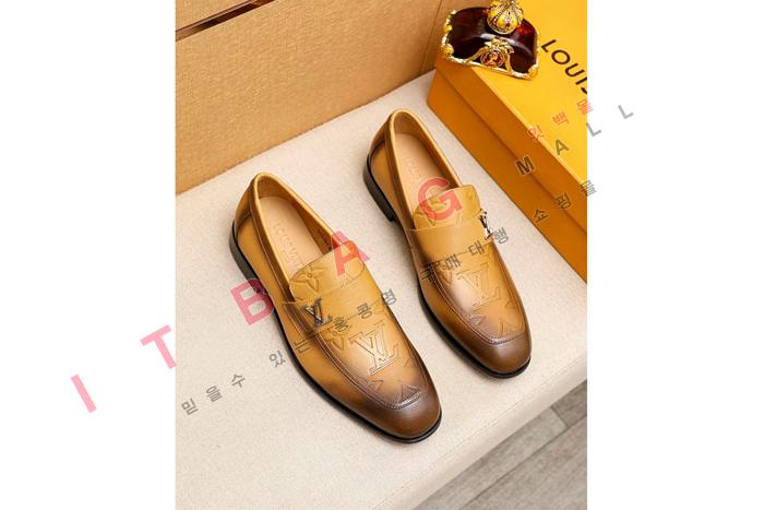 ̺    MYB7373