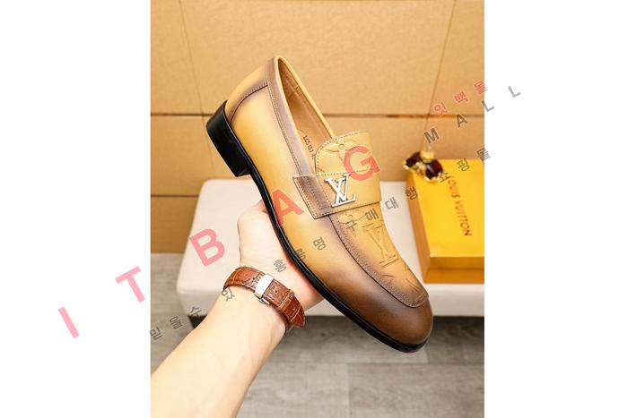 ̺    MYB7373