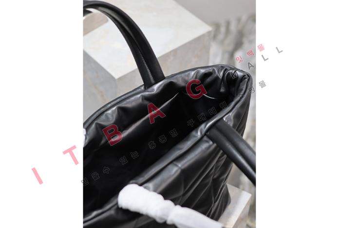 Իζ   SAINT LAURENT Ʈ379269-1