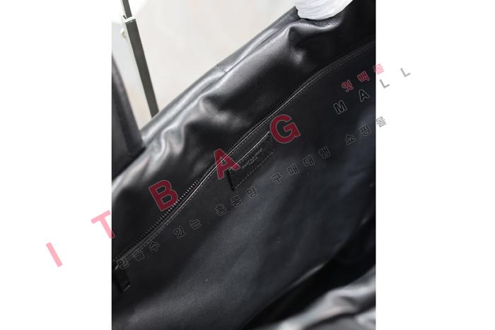 Իζ   SAINT LAURENT Ʈ379269-1
