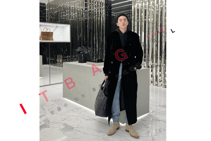 Իζ   SAINT LAURENT Ʈ379269-1