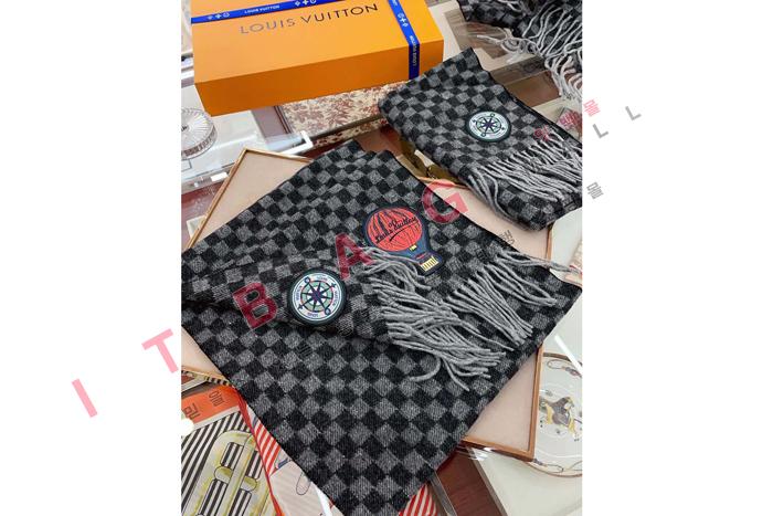 ̺ ī    AMY56296 ()