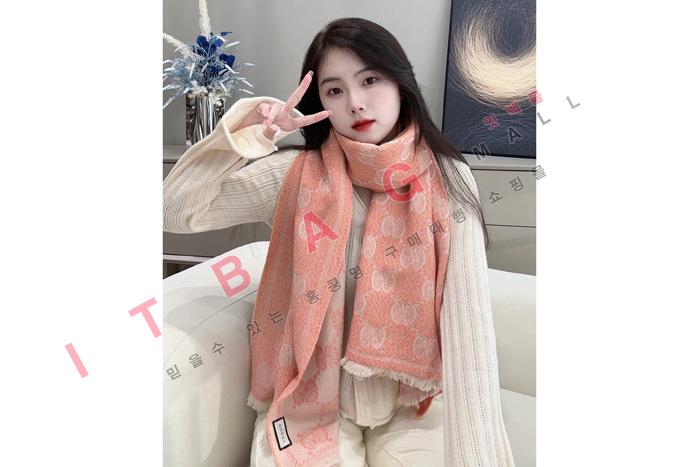  ī    AMY56298