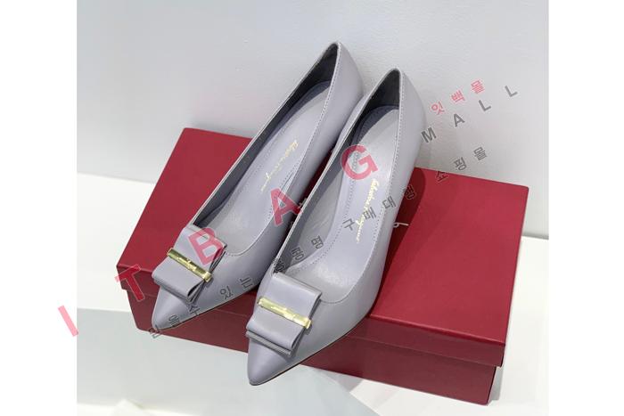 ䷹ ䷹    YIBU1965-1     7CM