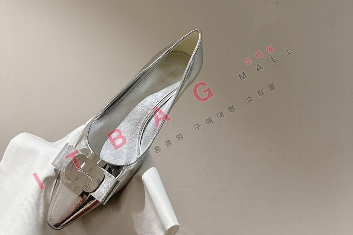 ䷹     YIBU1971-2