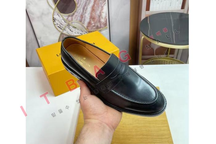 ̺    YF6048