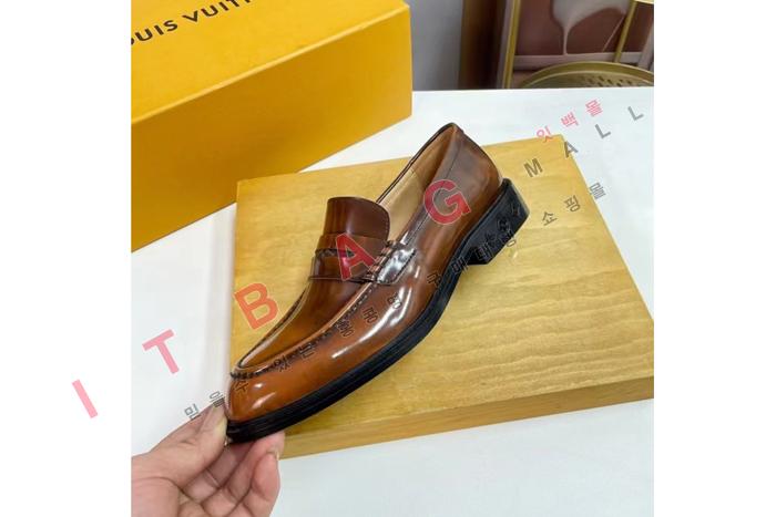 ̺    YF6050