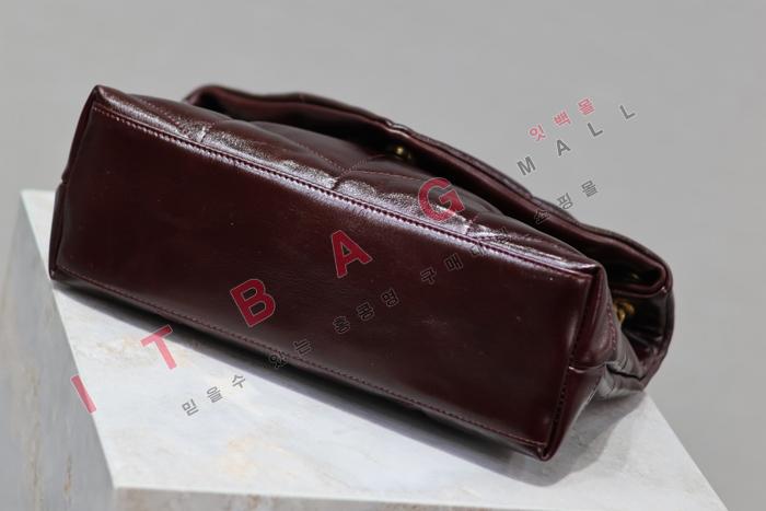 Իζ  Ǫ   B577476-10 