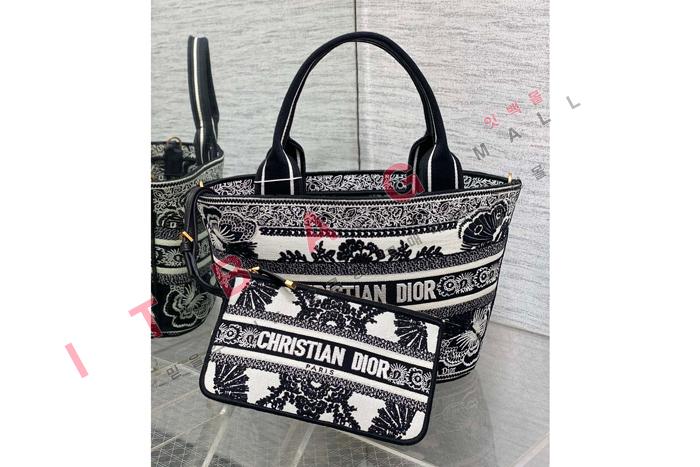   ٽ  DR90362